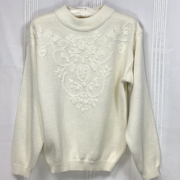 Cariage Court Sweaters - Vintage Cariage Court Cream Mock-neck Embroidered Knit Sweater